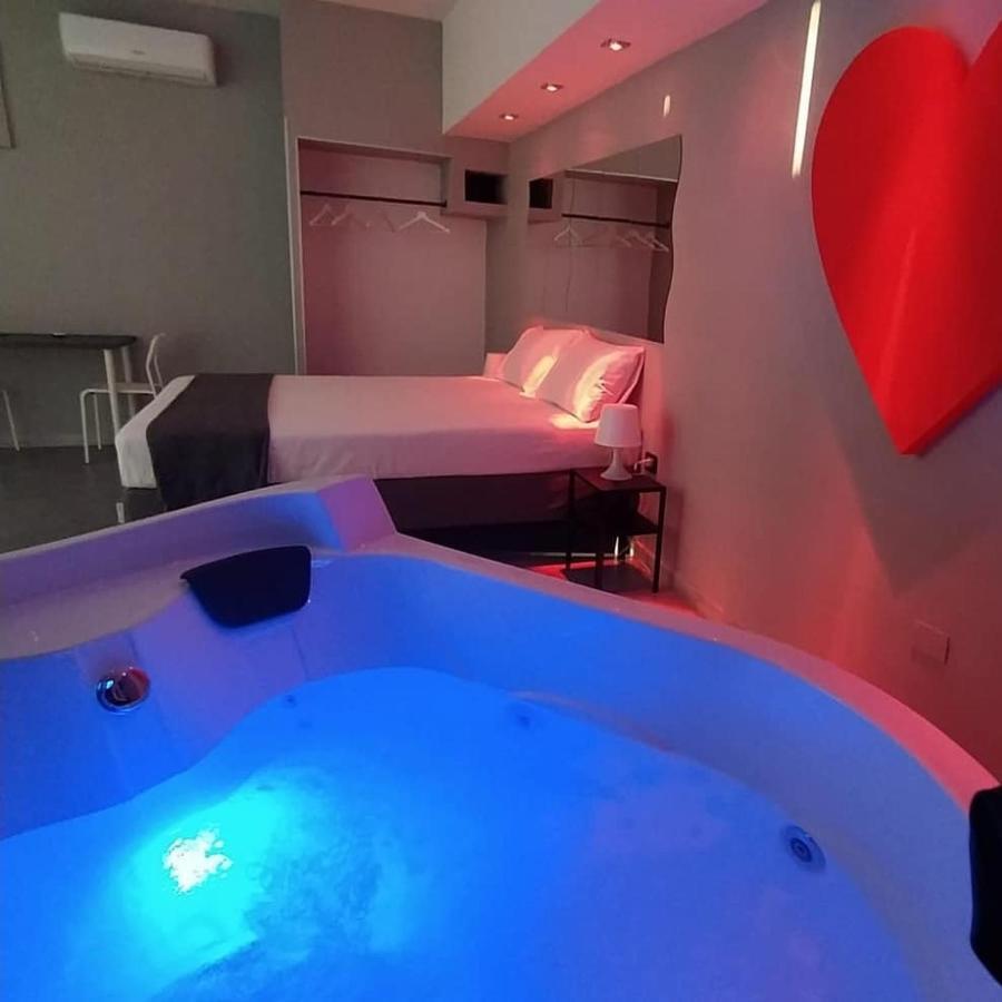 Living Bed And Breakfast Casoria Bagian luar foto