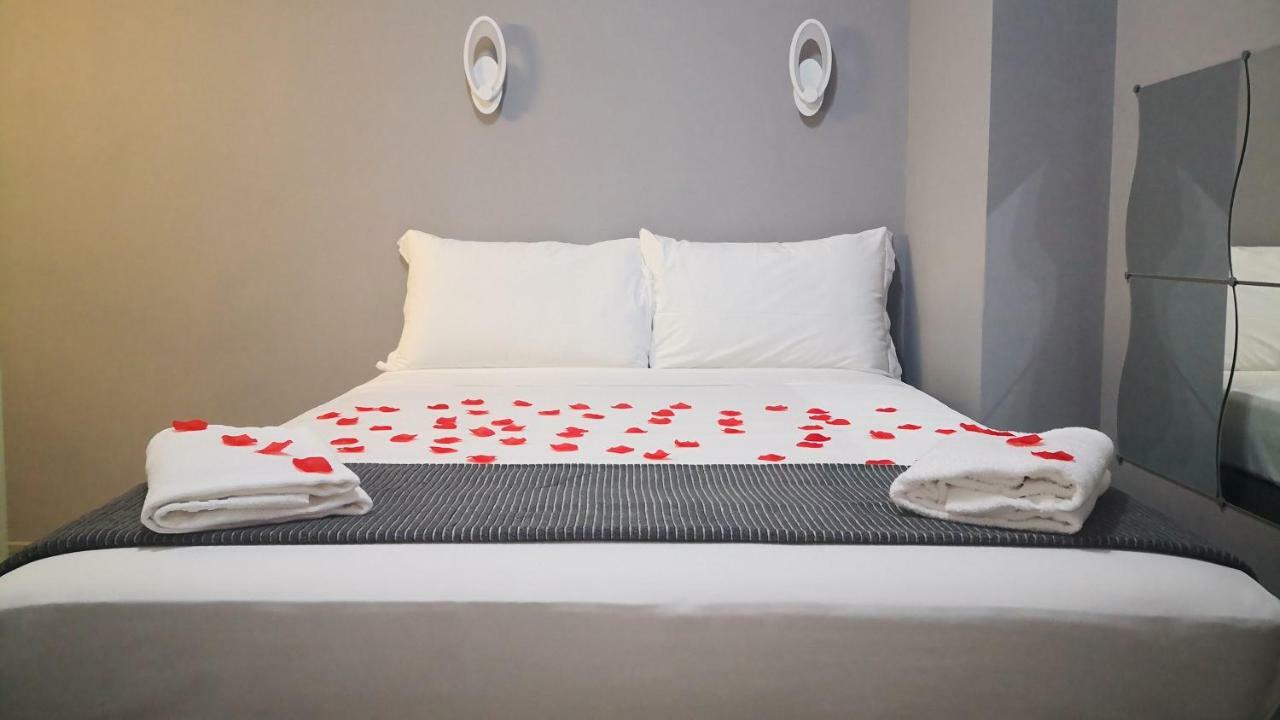 Living Bed And Breakfast Casoria Bagian luar foto