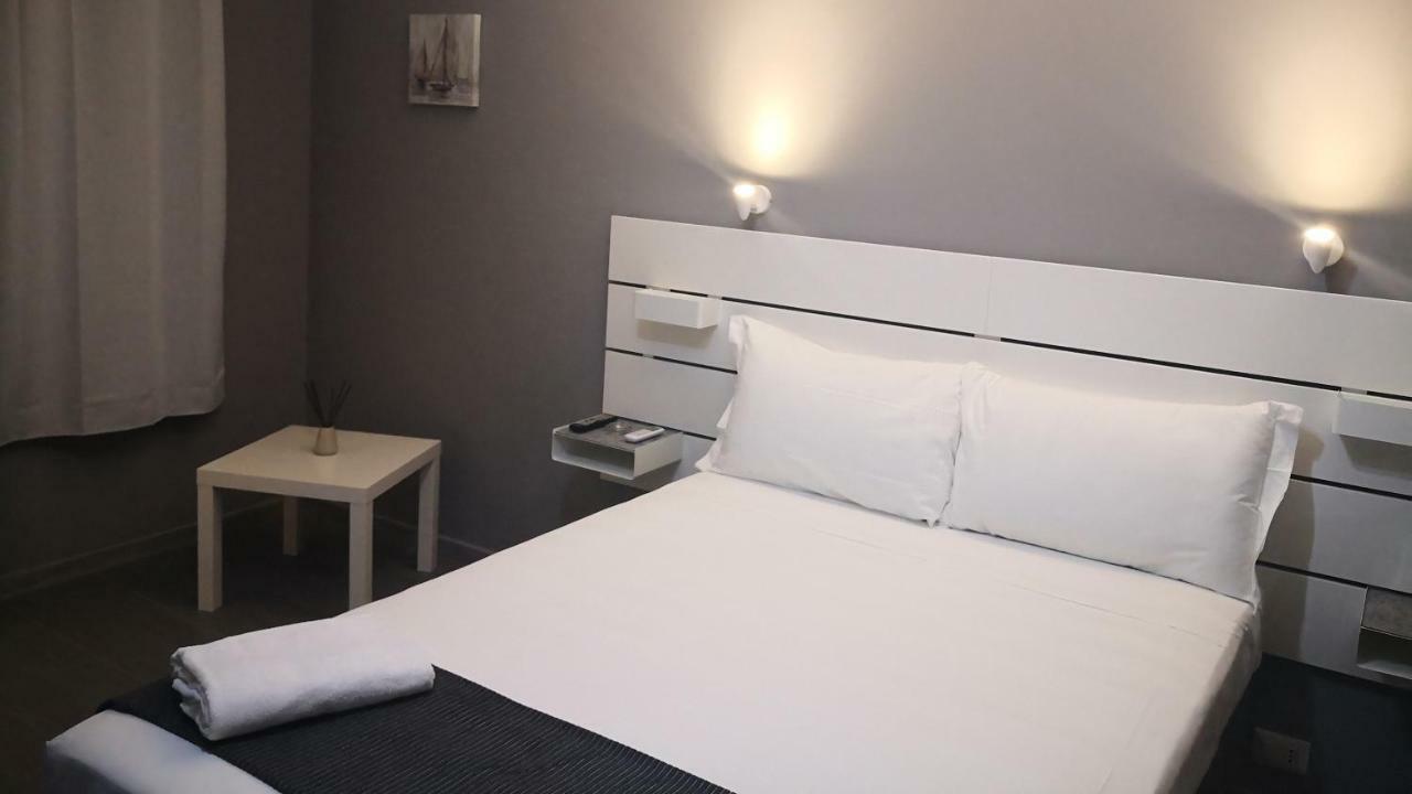 Living Bed And Breakfast Casoria Bagian luar foto