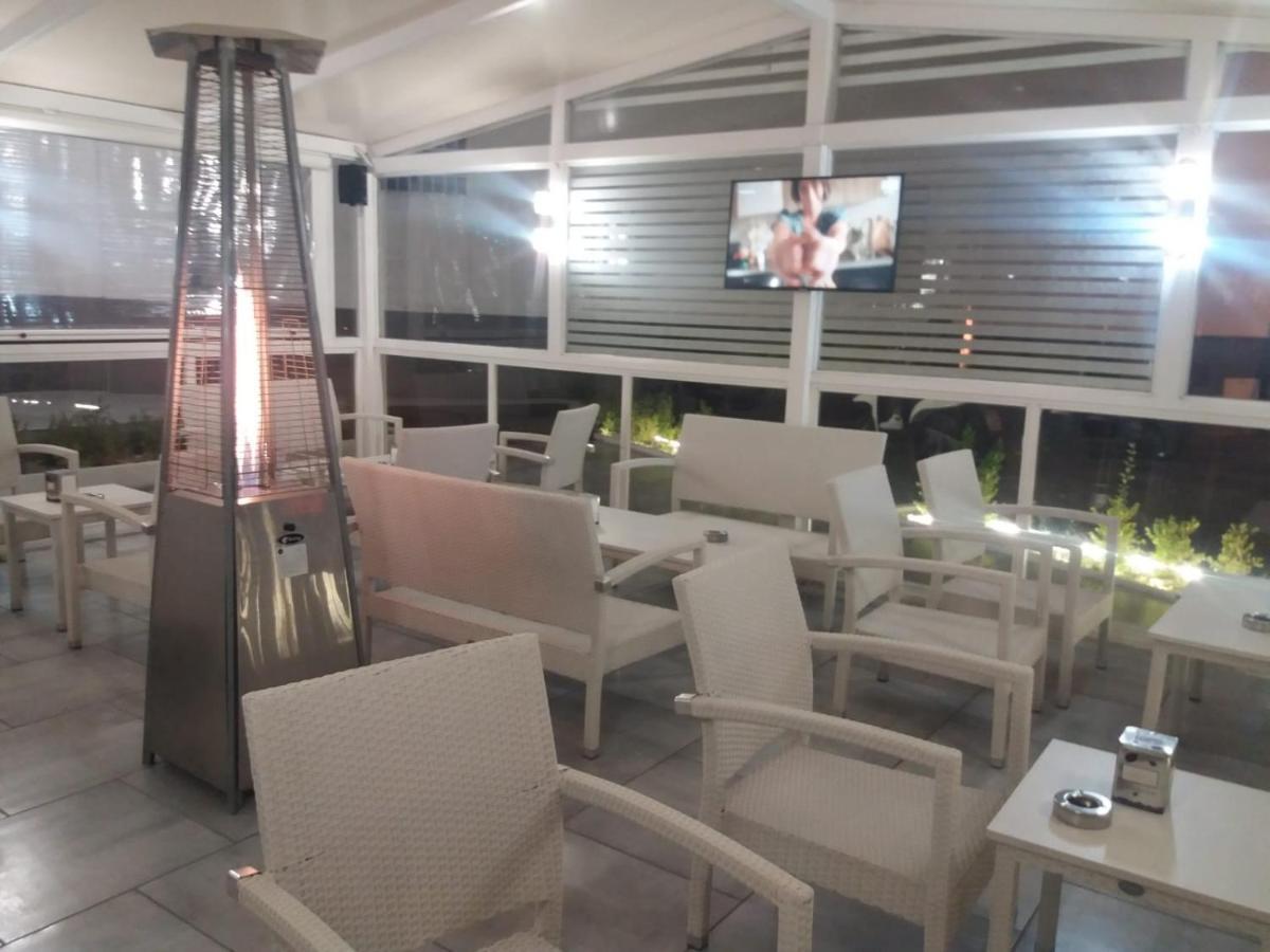 Living Bed And Breakfast Casoria Bagian luar foto
