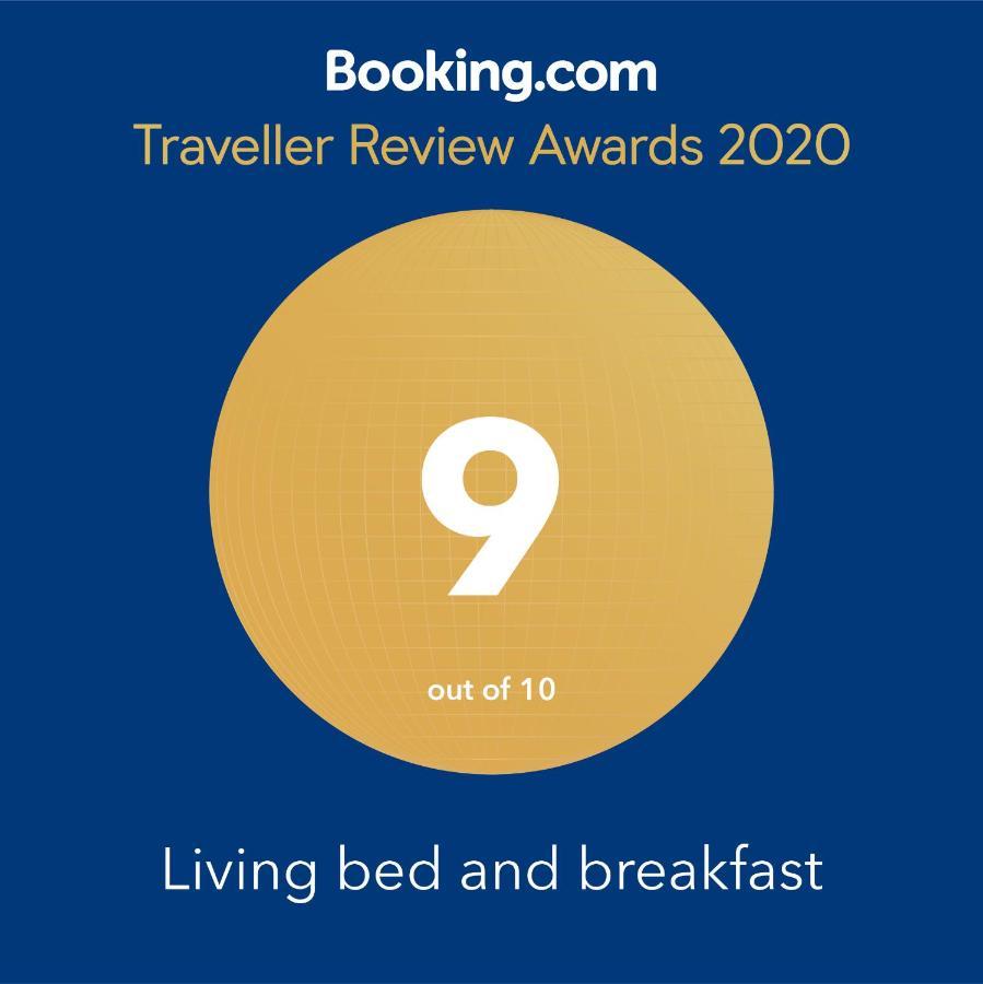 Living Bed And Breakfast Casoria Bagian luar foto